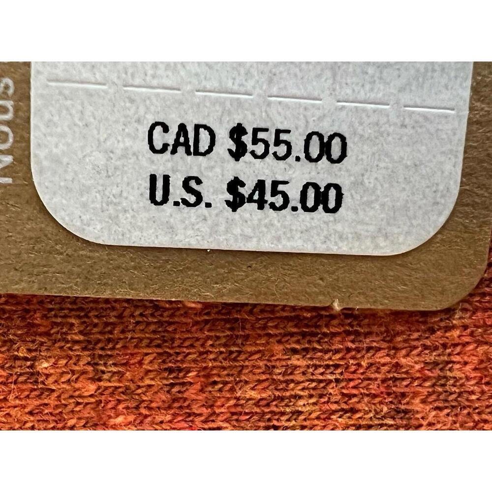 Patagonia $45 Women's S Orange P-6 Logo Responsibili Quartz Coral ONE T-shirt - Picture 3 of 3